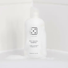 Lade das Bild in den Galerie-Viewer, Daily Revival Shampoo