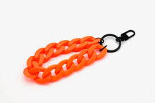 Lade das Bild in den Galerie-Viewer, Schlüsselanhänger mit Karabiner "RUBBER EDITION" Neon-Orange
