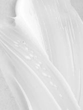 Lade das Bild in den Galerie-Viewer, Gentle Cleansing Milk
