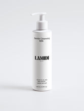 Lade das Bild in den Galerie-Viewer, Gentle Cleansing Milk
